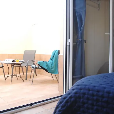 Townhouse El Sultan, 6 Sleeps, Wi-fi & Tv Package