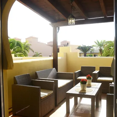 Townhouse El Sultan, 6 Sleeps, Wi-fi & Tv Package * Corralejo
