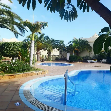 Townhouse El Sultan, 6 Sleeps, Wi-fi & Tv Package * Corralejo