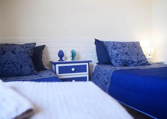 Вилла Townhouse El Sultan, 6 Sleeps, Wi-fi & Tv Package Коральео