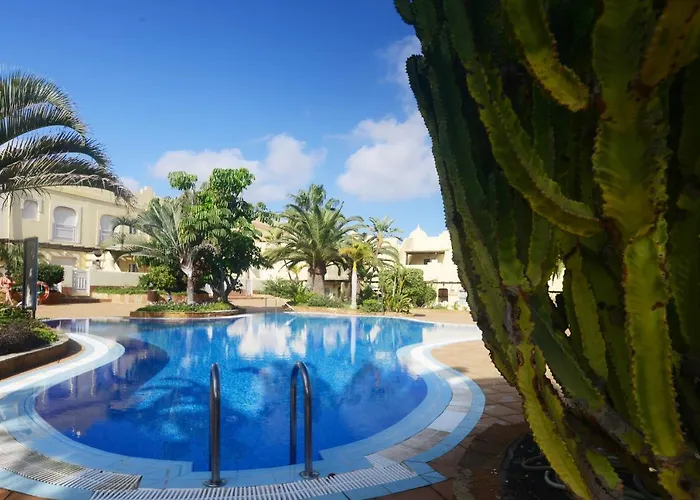 Townhouse El Sultan, 6 Sleeps, Wi-fi & Tv Package Вилла Коральео